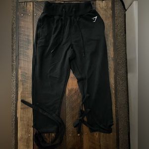 Gymshark black ankle joggers, size small